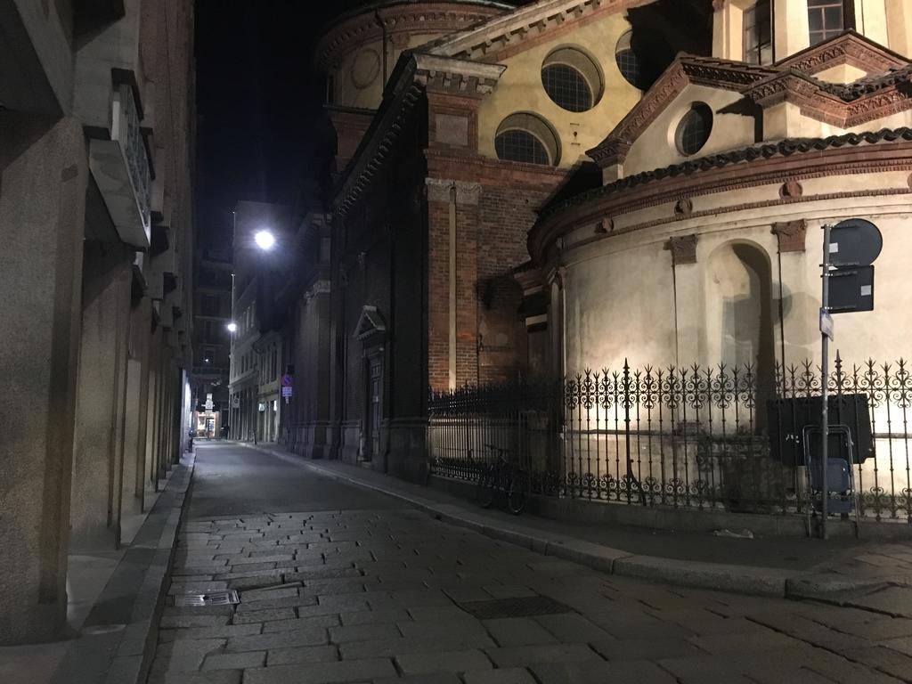 Kibilu - Via Falcone - City Centre - Duomo Mailand Exterior foto